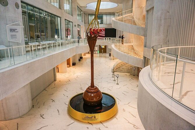 lindt-home-of-chocolate-cruise-on-lake-zurich-and-old-town-walking-tour-2