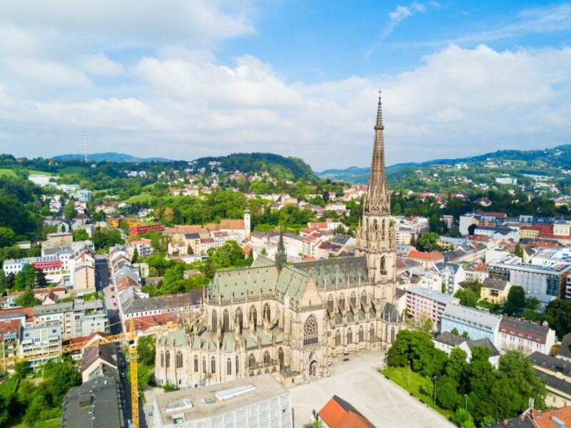 linz-churches-old-town-private-guided-tour
