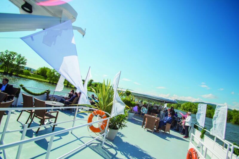 linz-harbor-cruise