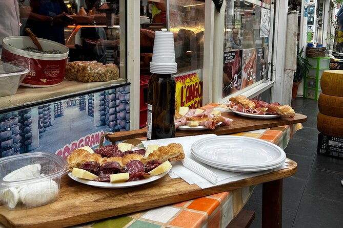 lip-smacking-rome-food-tour-experience-in-a-golf-cart