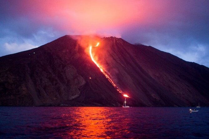 lipari-panarea-stromboli-by-night