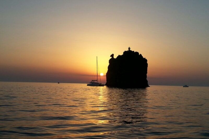 lipari-vulcano-panarea-and-stromboli-cruise
