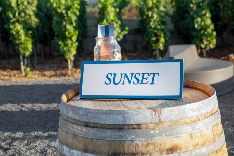 lipari-winery-sunset-wine-tasting