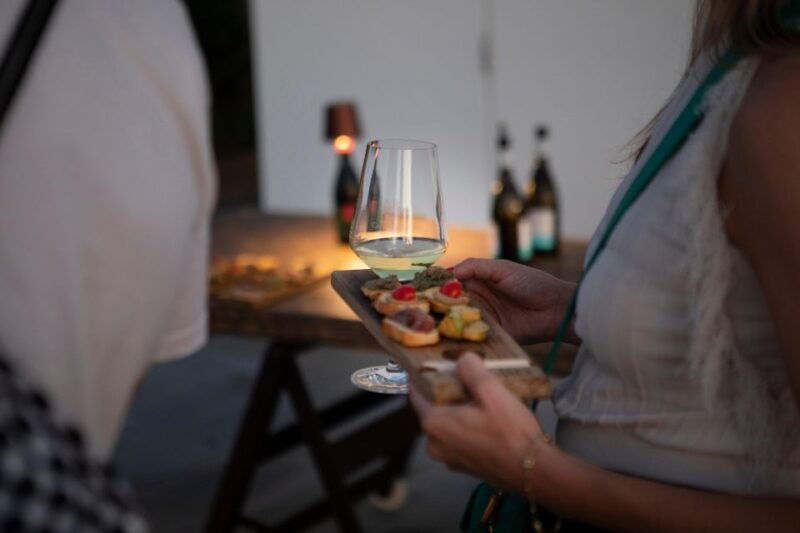 lipari-winery-sunset-wine-tasting