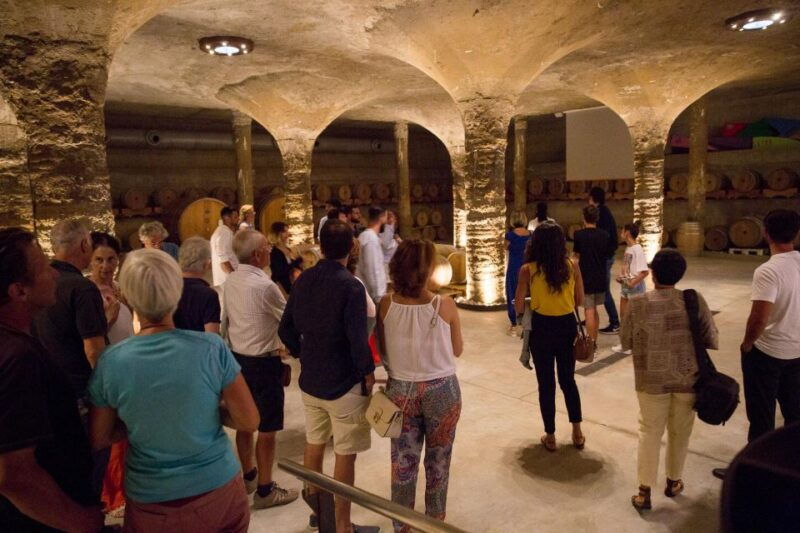lipari-winery-sunset-wine-tasting