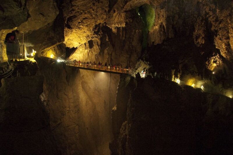 lipica-stud-farm-and-skocjan-caves-from-trieste