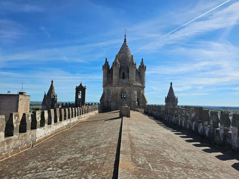 Lisboa: Évora, Cartuxa & Arraiolos Tour with Chapel of Bones - The Chapel of Bones: An Unforgettable Experience