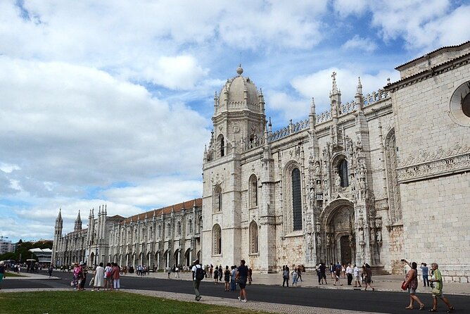 lisboa-old-town-new-town-belem-private-full-day-tour