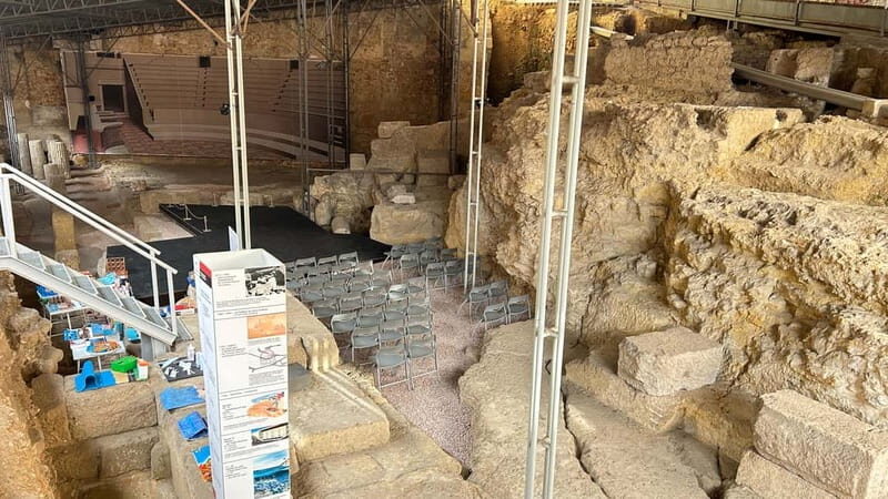 Lisboa: Tuk Tuk ride in Alfama & pick-up you at the hotel. - Key Points