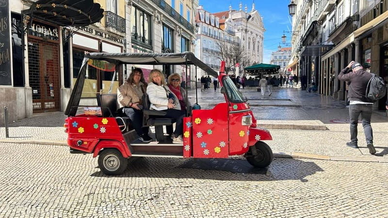 Lisboa: Tuk Tuk ride in Alfama & pick-up you at the hotel. - Final Thoughts