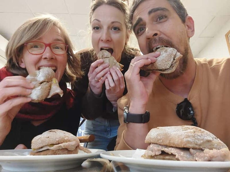 Lisbon: 2.5-hour city tour with 4 local tastings - An Honest Look at the Lisbon City & Food Tour