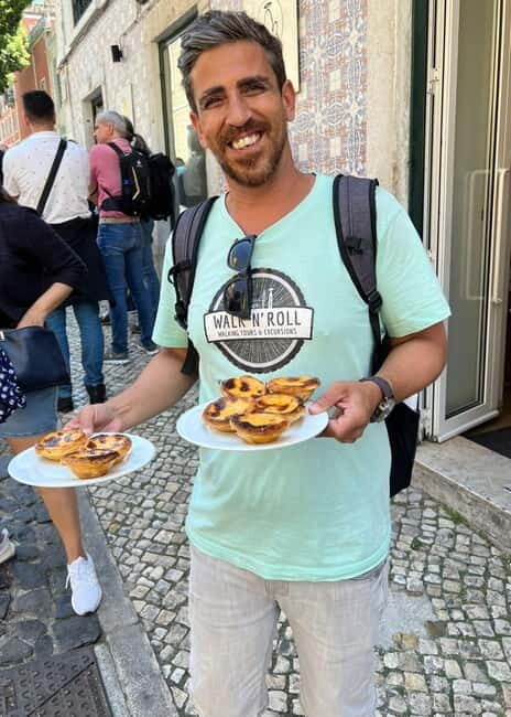 Lisbon: 2.5-hour city tour with 4 local tastings - Practical Considerations