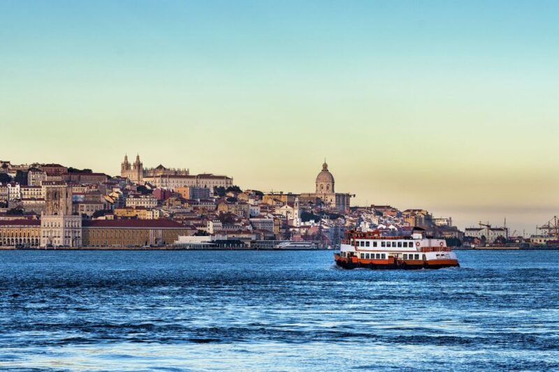 lisbon-2-hour-river-cruise