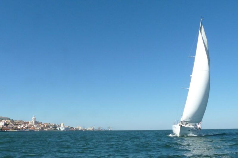 lisbon-2-hour-tagus-river-sailing-cruise