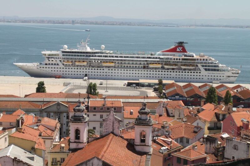 lisbon-2-hour-walking-tour-shore-excursion