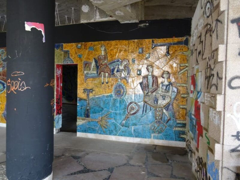 lisbon-2-hours-private-city-highlights-tuk-tuk-tour-for-two