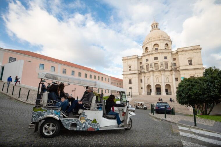 lisbon-2h-old-lisbon-tuk-tuk-tour