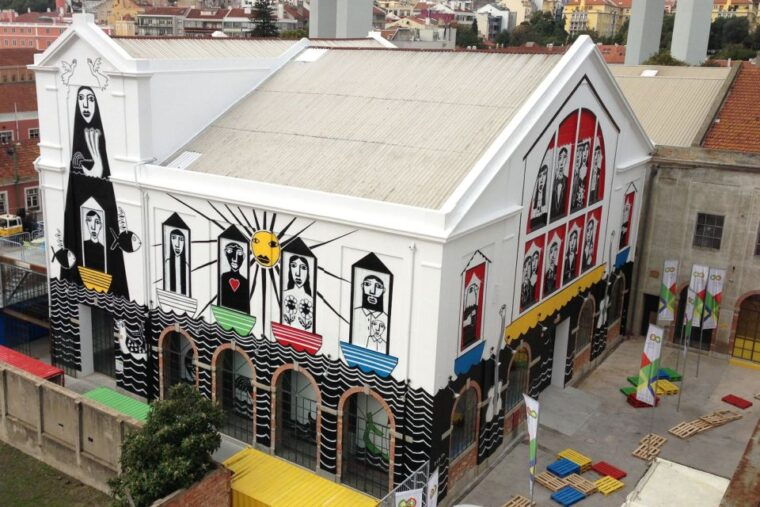 lisbon-3-hour-street-art-tuk-tuk-tour