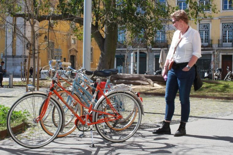 lisbon-3-hour-vintage-bike-tour