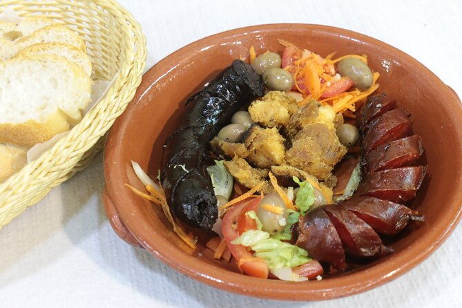 lisbon-4-foodies-tour-from-street-food-to-awarded-chefs-portuguese-delicacies