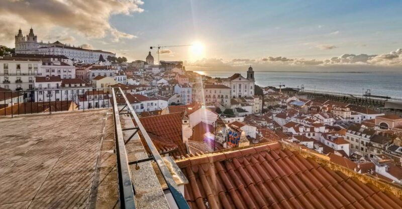 lisbon-4hour-tuk-tuk-tour-see-everything