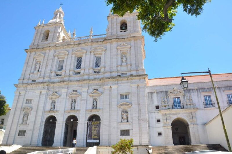 lisbon-4hour-tuk-tuk-tour-see-everything