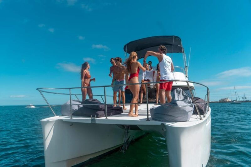 lisbon-6h-private-luxury-catamaran-tour-with-dives