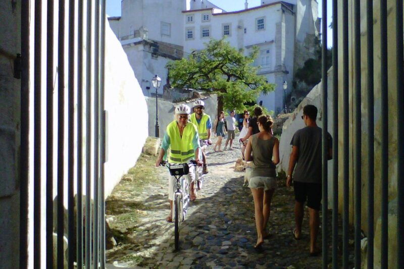 lisbon-7-hills-half-day-electric-bike-tour