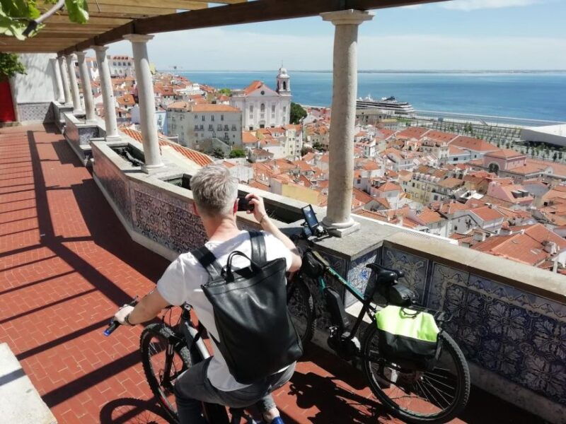 lisbon-7-hills-panoramic-guided-tour-by-e-bike