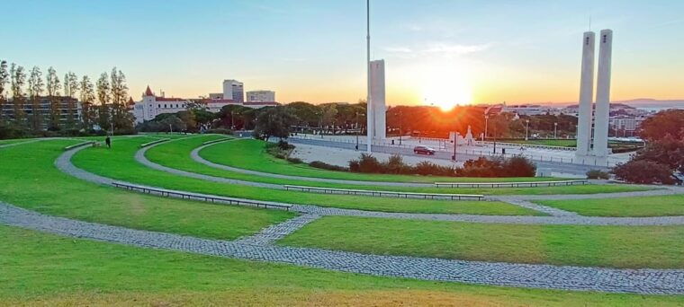 lisbon-8-hour-private-tour-through-lisbon-up-to-6-people