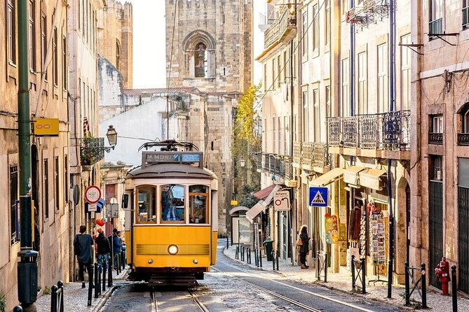 lisbon-airport-lis-private-transfer-to-lisbon-city-hotels
