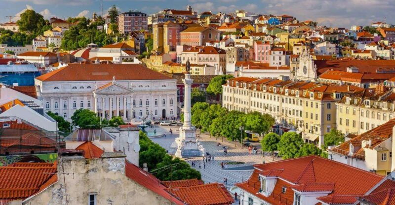 lisbon-alfama-bairro-alto-and-downtown-walking-tour