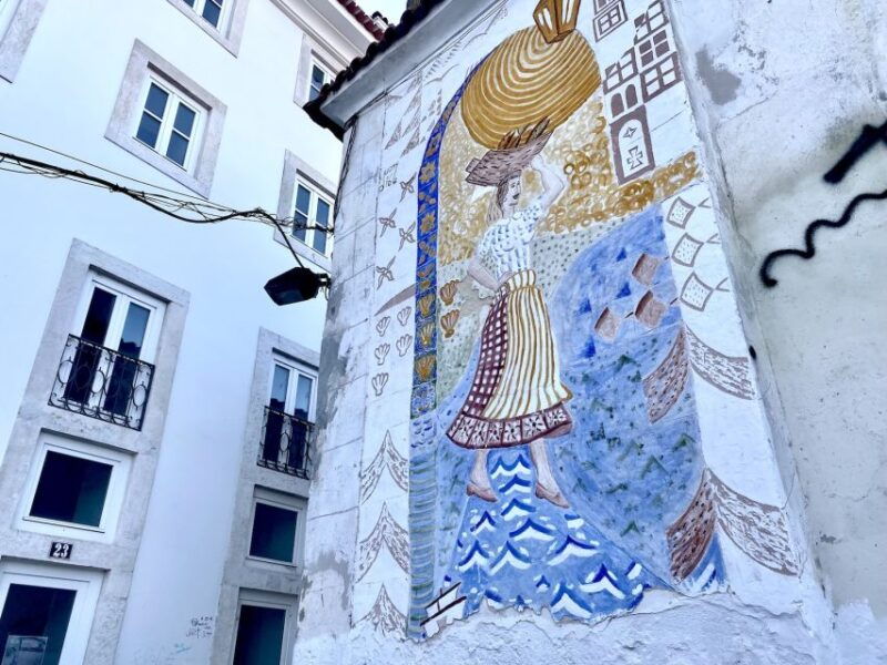 lisbon-alfama-district-smartphone-audio-walking-tour