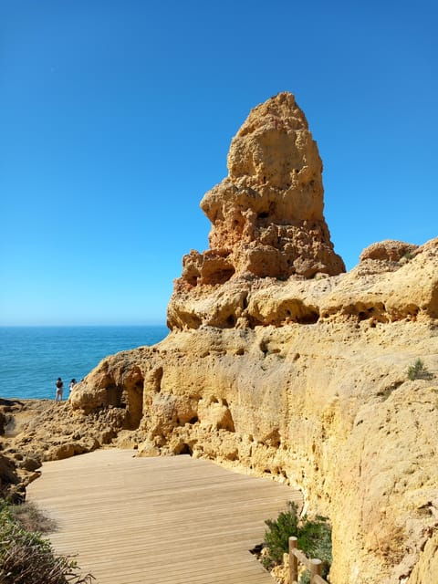 lisbon-algarve-coast-tour-including-boat-trip-to-caves