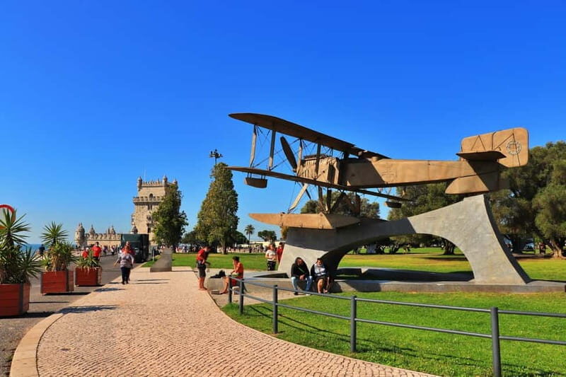 LISBON: Amazing Tuktuk tours with a local portuguese guide - Authenticity and Personal Touch