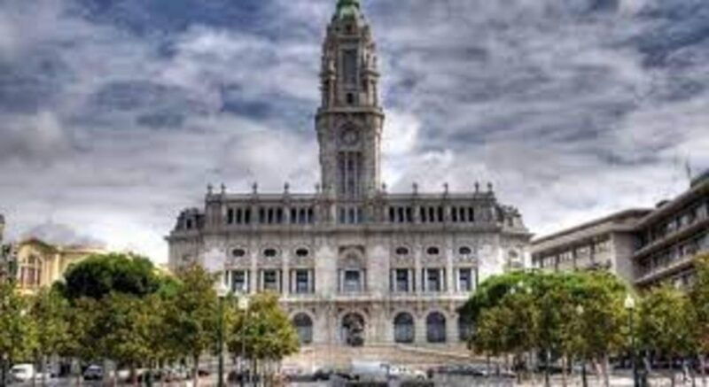 lisbon-and-obidos-private-day-trip-from-porto