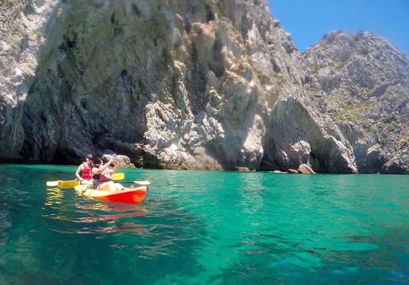 Lisbon: Arrabida Park Kayak Tour with Beach Picnic - Key Points