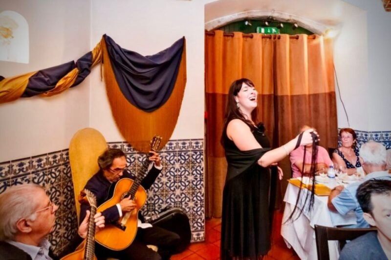 lisbon-authentic-fado-show-dinner-and-night-tour