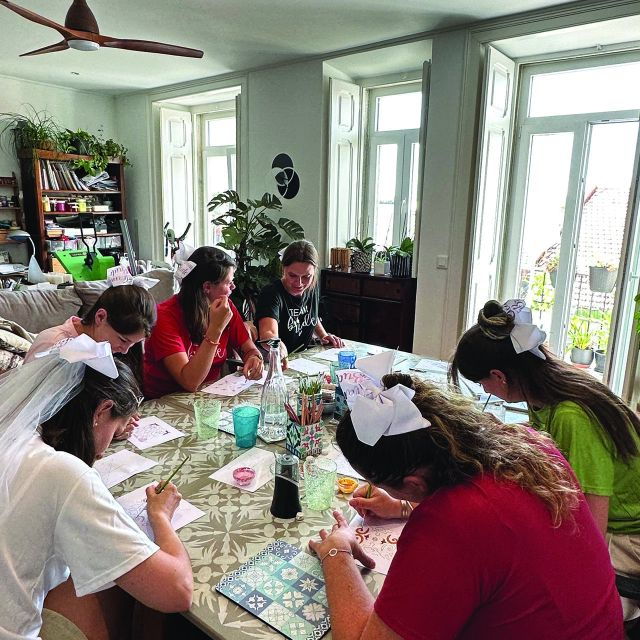 lisbon-azulejos-design-create-your-own-tile-workshop