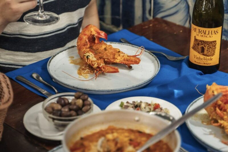 lisbon-baixa-food-walking-tour-with-drinks