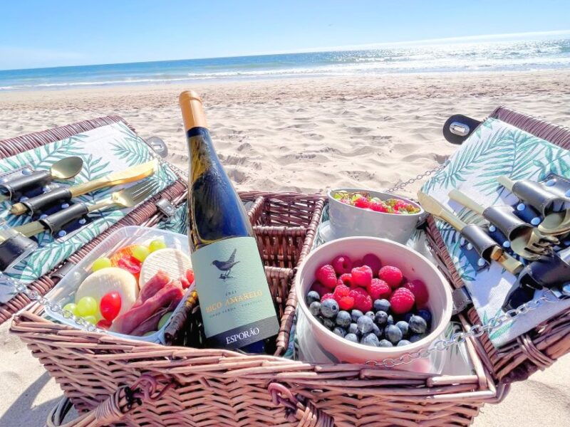 lisbon-beach-brunch-picnic-with-set-up-and-transfers