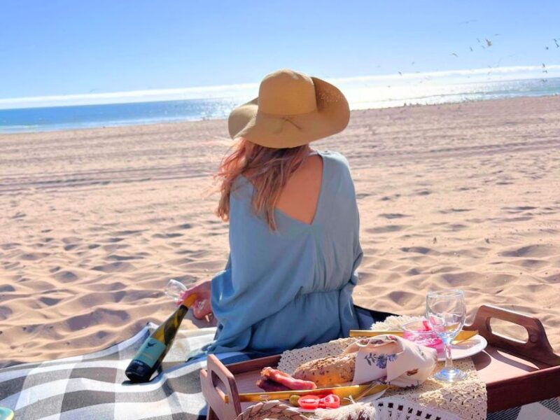 lisbon-beach-brunch-picnic-with-set-up-and-transfers
