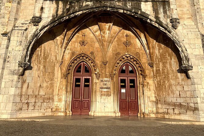 lisbon-belem-scavenger-hunt-and-sights-self-guided-tour-2