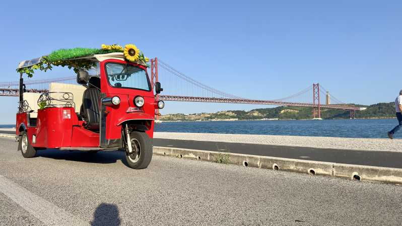 lisbon-belem-sightseeing-tour-by-tuk-tuk