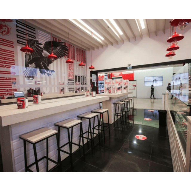 lisbon-benfica-stadium-and-museum-tour-with-meal-and-scarf