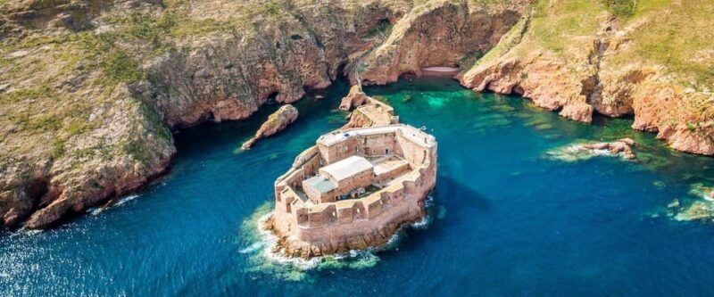 lisbon-berlenga-grande-island-mafra-palace-private-trip