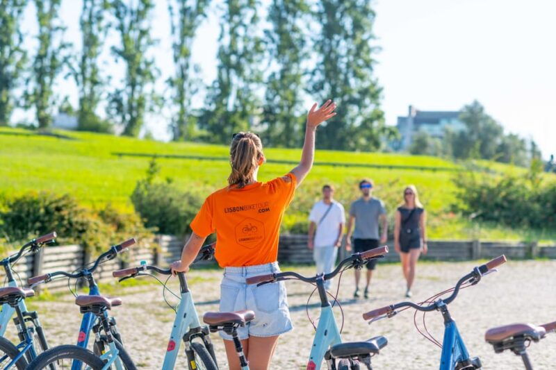 lisbon-bike-tour-along-the-river-from-belem-to-lisbon