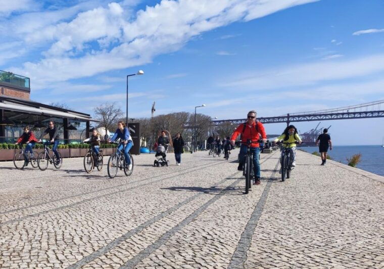 lisbon-bike-tour-from-city-center-to-belem