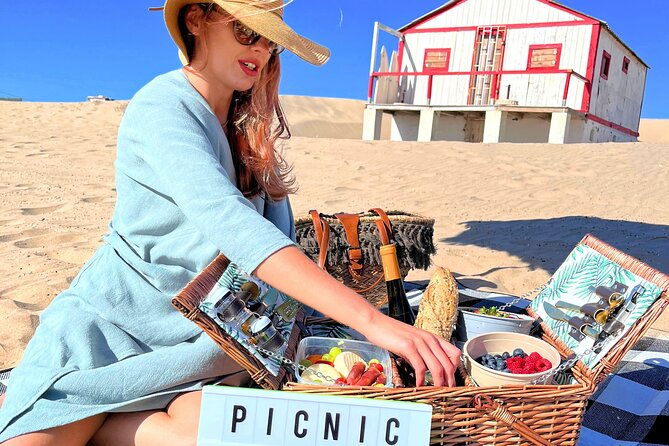lisbon-brunch-beach-picnic-with-beach-set-up-and-transfers