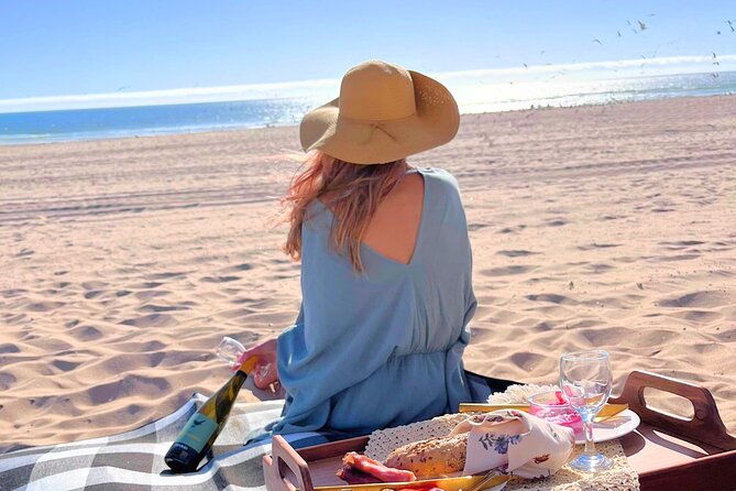 lisbon-brunch-beach-picnic-with-beach-set-up-and-transfers